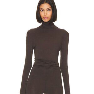 NEW Norma Kamali Slim Fit Brown Long Sleeve Turtle Top NWT - Size XS